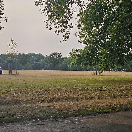 London Comfy Doubles Aparthotel Buitenkant foto