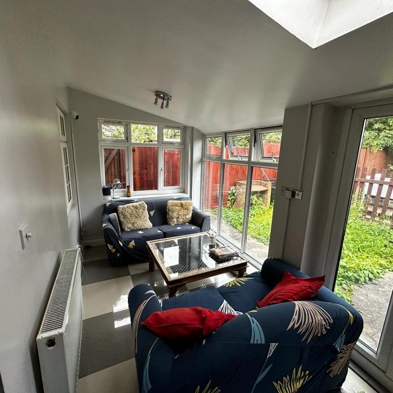 London Comfy Doubles Aparthotel Buitenkant foto